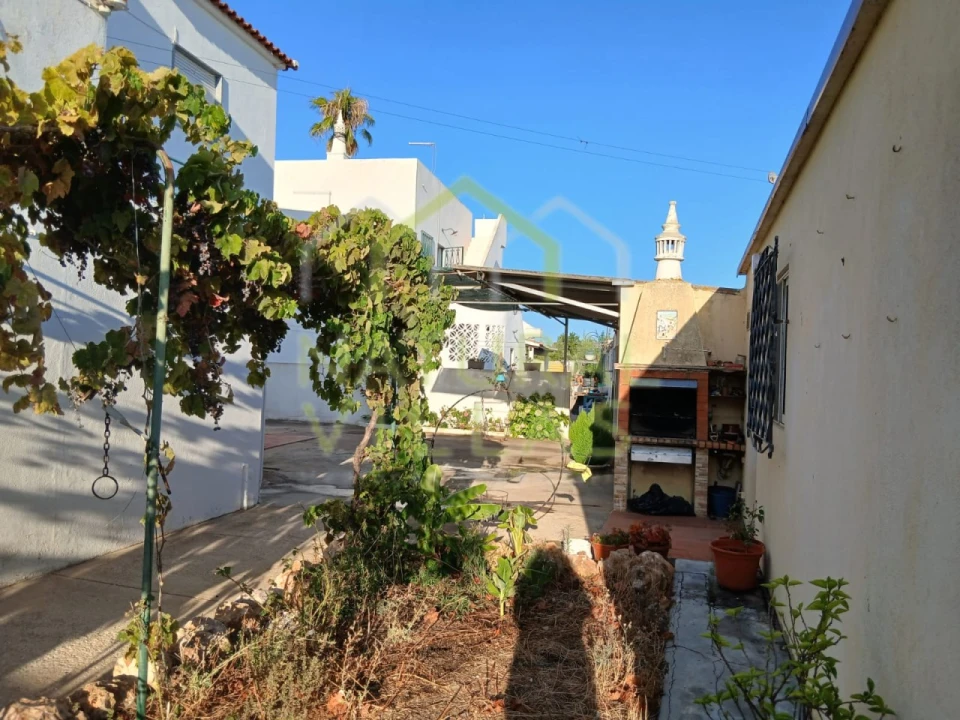 Moradia T3 para Venda em Pechão Foto 5