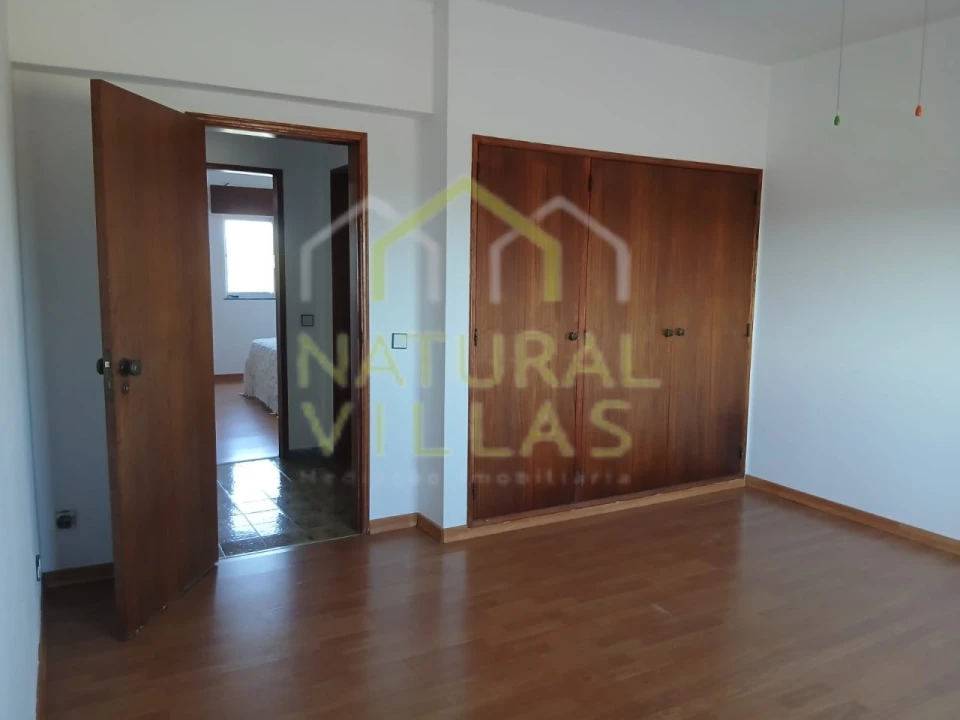 Moradia T3 para Venda em Pechão Foto 14