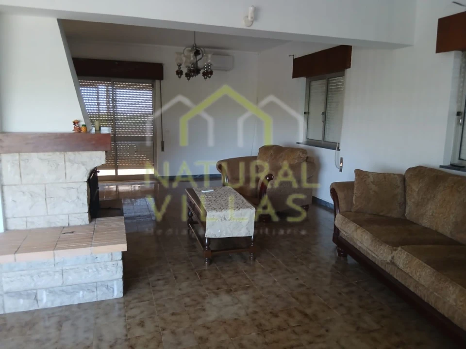 Moradia T3 para Venda em Pechão Foto 10