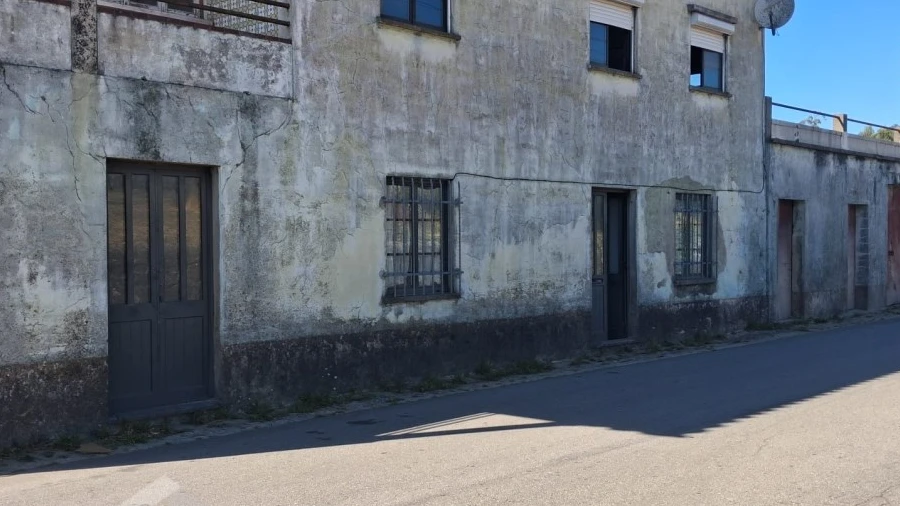 Moradia T5 para Venda em Barroselas e Carvoeiro