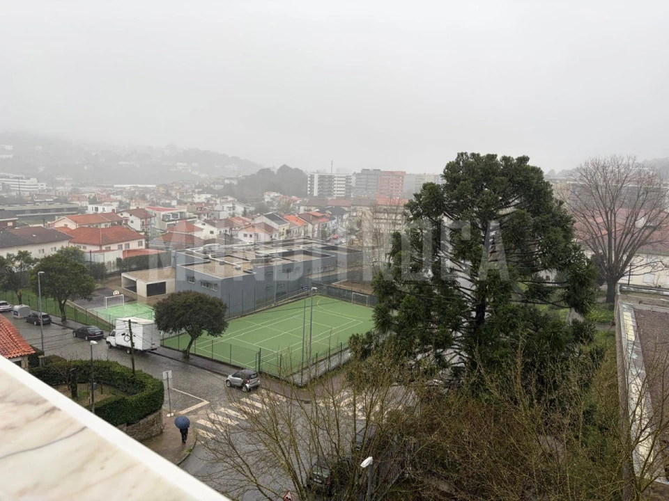 Apartamento T3 para Arrendamento em Gualtar Foto 1