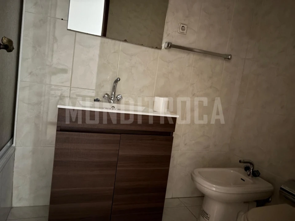 Apartamento T3 para Arrendamento em Gualtar Foto 8