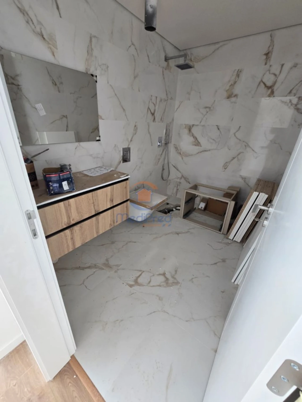 Moradia T4 para Venda em Pontinha e Famões Foto 4