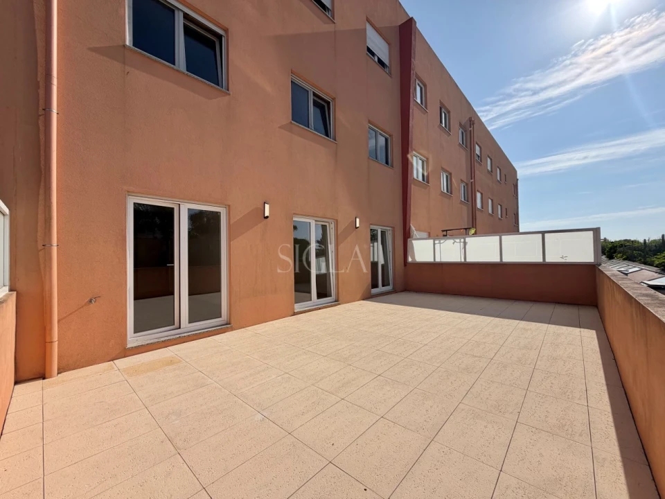 Apartamento T3 para Arrendamento em Canidelo Foto 1