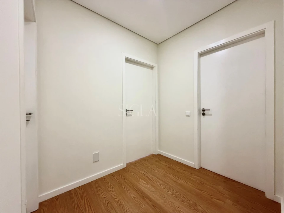Apartamento T3 para Arrendamento em Canidelo Foto 15