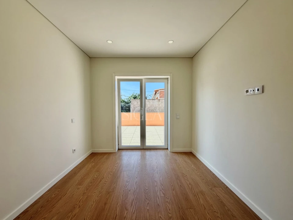 Apartamento T3 para Arrendamento em Canidelo Foto 21
