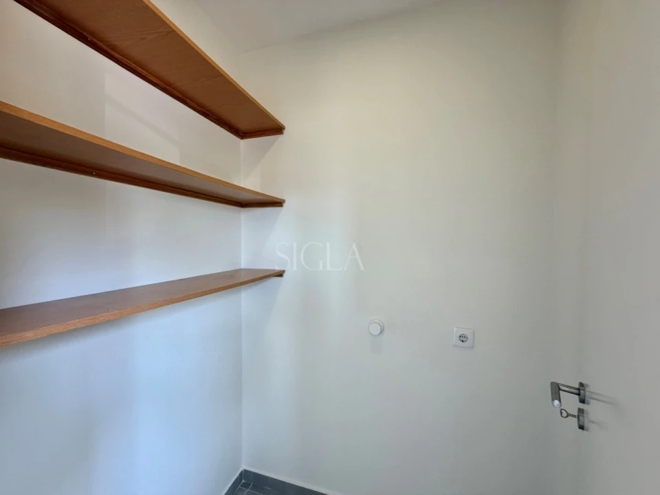 Apartamento T3 para Arrendamento em Canidelo Foto 31
