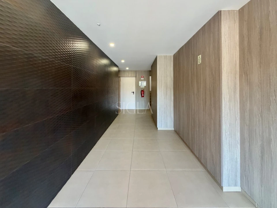 Apartamento T3 para Arrendamento em Canidelo Foto 34