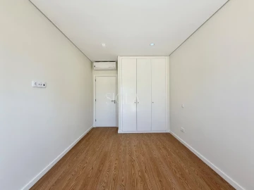 Apartamento T3 para Arrendamento em Canidelo