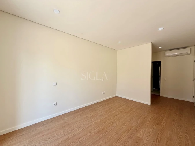 Apartamento T3 para Arrendamento em Canidelo Foto 19