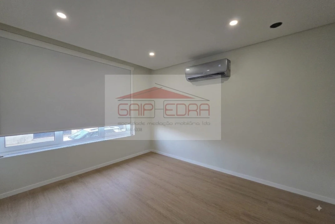 Apartamento T2 para Venda em Madalena Foto 16