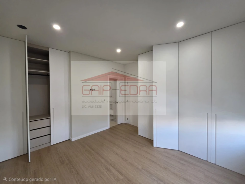 Apartamento T2 para Venda em Madalena Foto 17