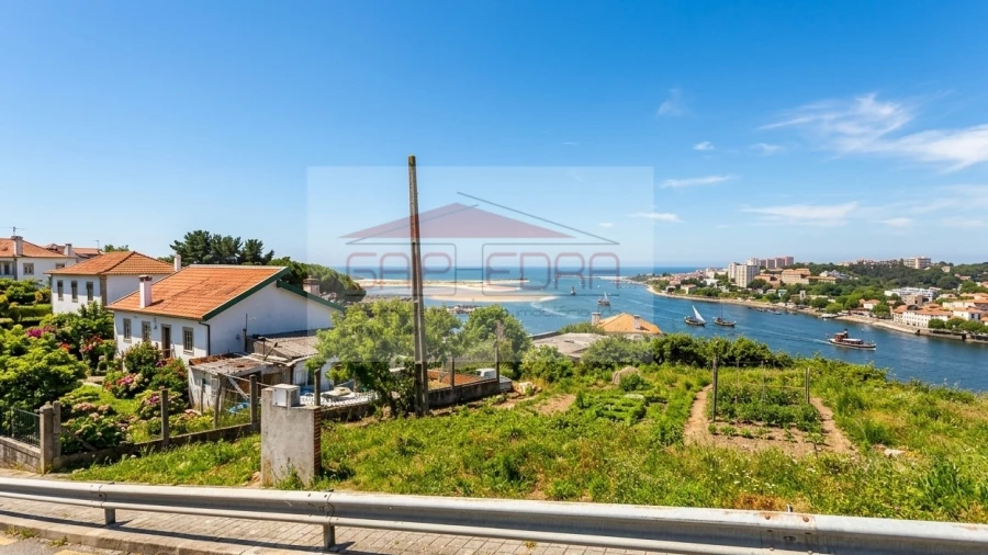 Terreno para Venda em Santa Marinha e São Pedro da Afurada