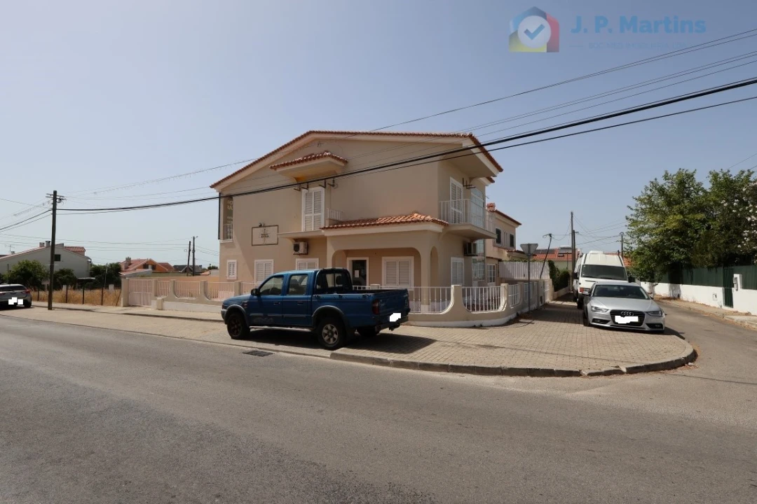 Moradia T2 para Venda em Azeitão (São Lourenço e São Simão) Foto 36