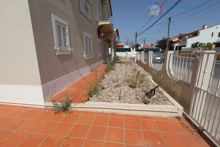 Moradia T2 para Venda em Azeitão (São Lourenço e São Simão) Foto 33
