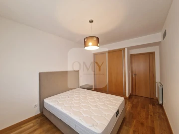 Apartamento T2 para Arrendamento em Mateus