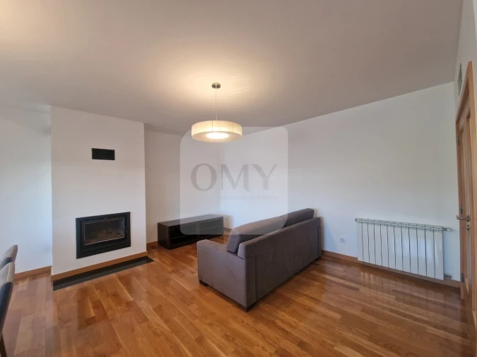 Apartamento T2 para Arrendamento em Mateus Foto 3