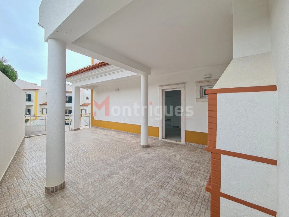 Moradia T3 para Venda em Ericeira Foto 18
