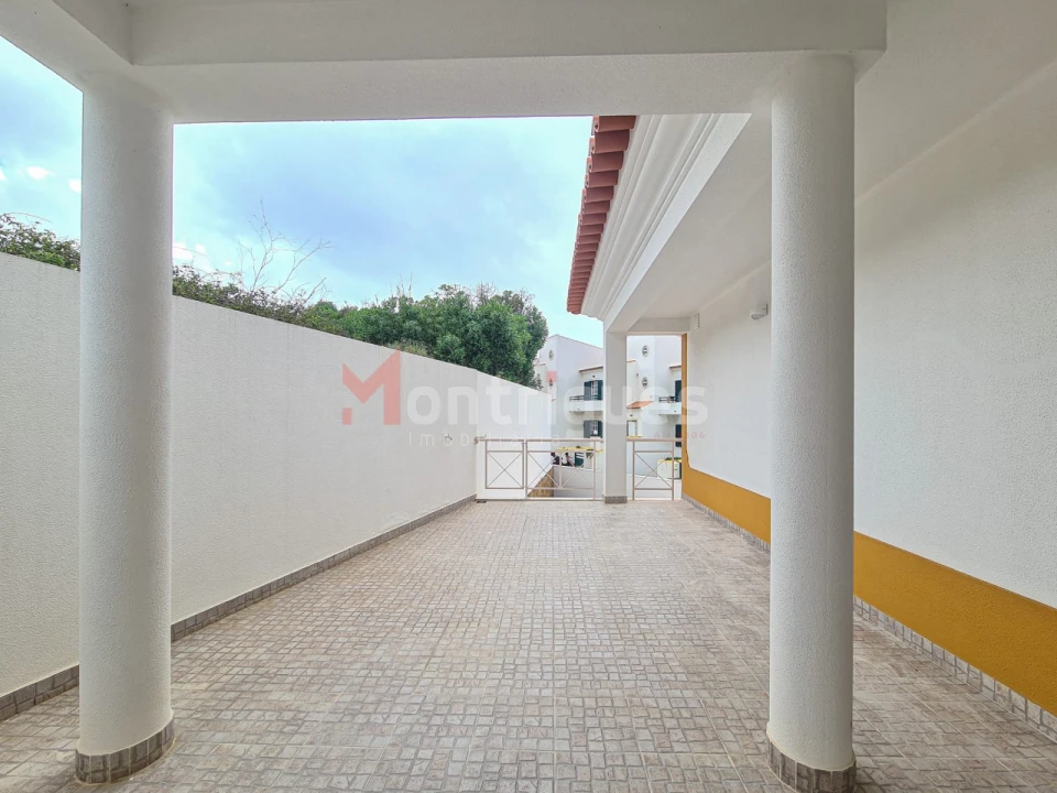 Moradia T3 para Venda em Ericeira Foto 21