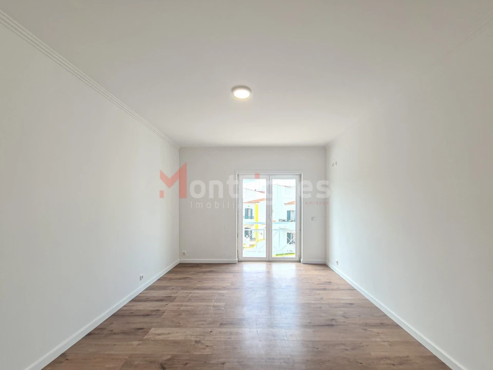 Moradia T3 para Venda em Ericeira Foto 36