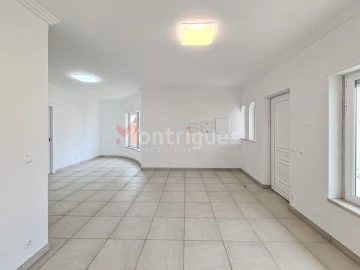 Moradia T3 para Venda em Ericeira