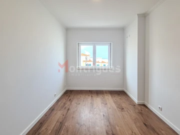 Moradia T3 para Venda em Ericeira
