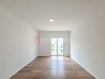 Moradia T3 para Venda em Ericeira