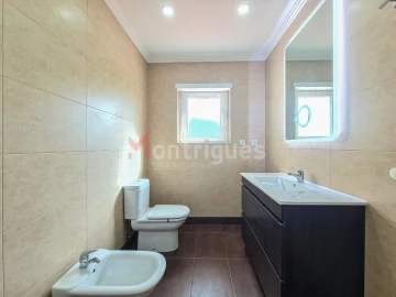 Moradia T3 para Venda em Ericeira