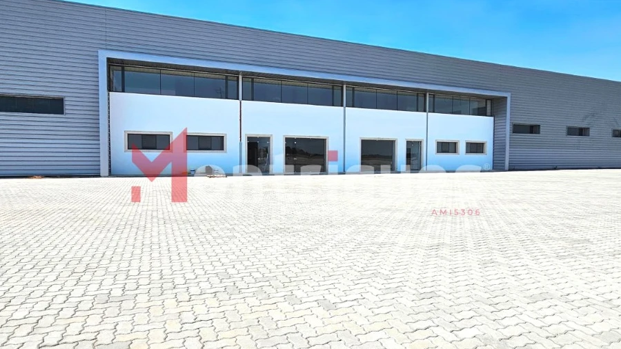 Armazém para Arrendamento em Pegões