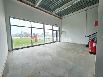 Armazém para Arrendamento em Benavente