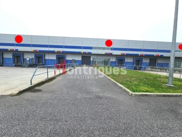 Armazém para Arrendamento em Benavente