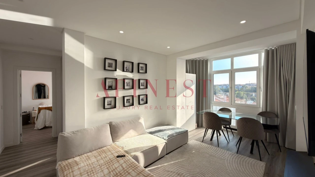 Apartamento T2 para Arrendamento em Massamá e Monte Abraão Foto 1