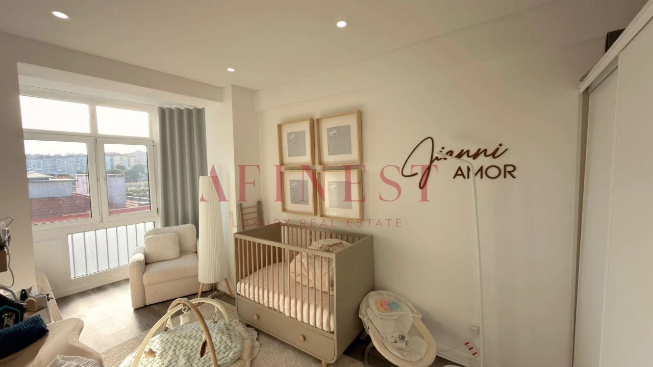 Apartamento T2 para Arrendamento em Massamá e Monte Abraão Foto 28