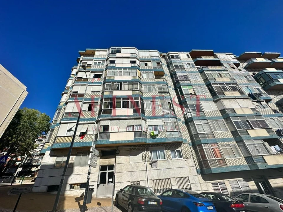 Apartamento T2 para Arrendamento em Massamá e Monte Abraão Foto 34