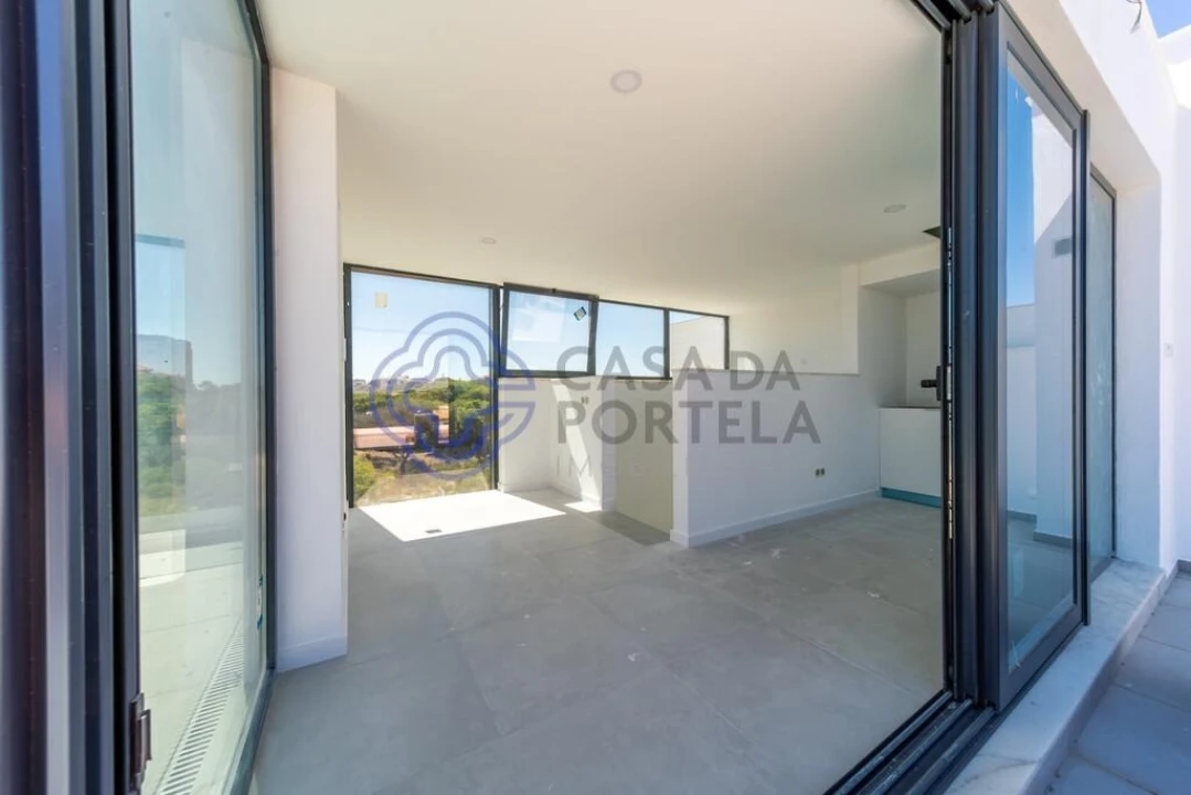 Moradia T4 para Venda em Montenegro Foto 39
