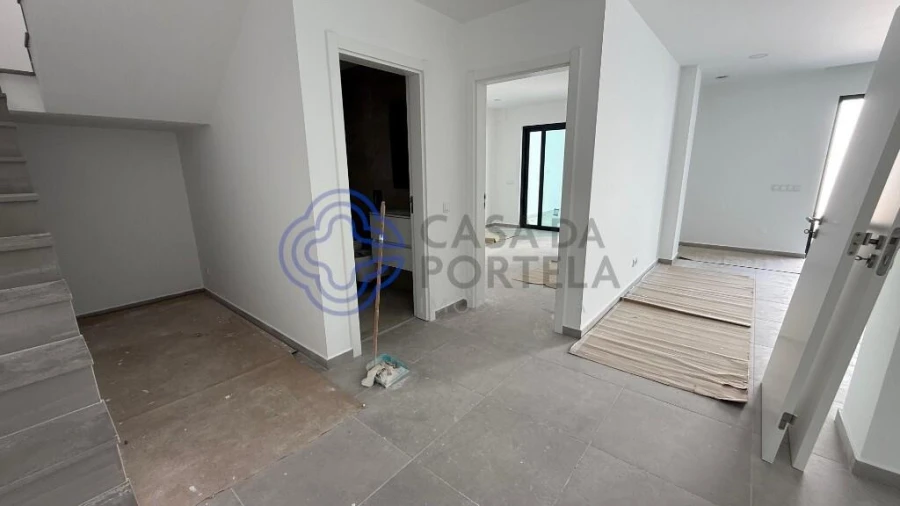 Moradia T4 para Venda em Montenegro Foto 43