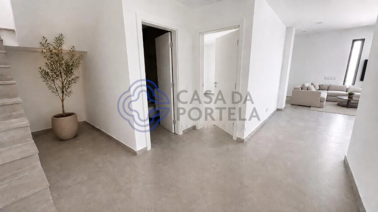 Moradia T4 para Venda em Montenegro Foto 49