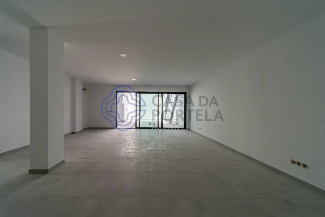 Moradia T4 para Venda em Montenegro Foto 45