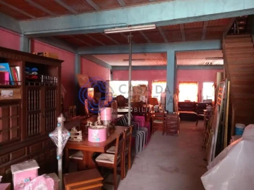 Armazém para Venda em São João Baptista e Santa Maria dos Olivais