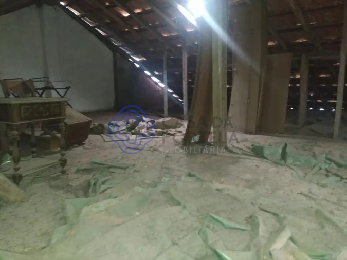 Armazém para Venda em São João Baptista e Santa Maria dos Olivais Foto 9