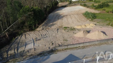 Terreno para Venda em Souto da Carpalhosa e Ortigosa