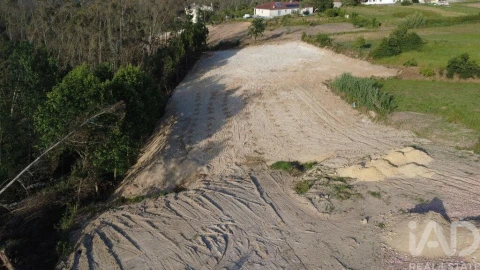 Terreno para Venda em Souto da Carpalhosa e Ortigosa