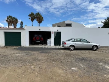 Moradia T3 para Venda em Porto Santo
