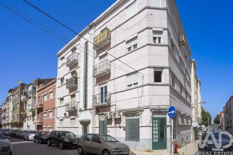 Apartamento T1 para Venda em Moscavide e Portela Foto 27