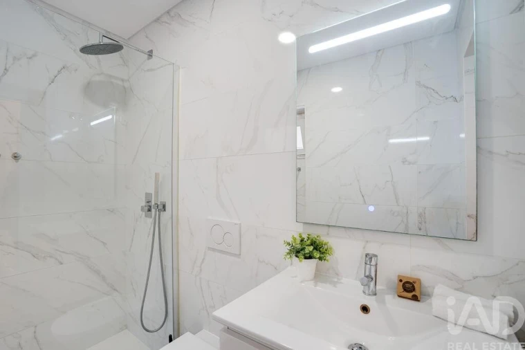 Apartamento T1 para Venda em Moscavide e Portela Foto 25