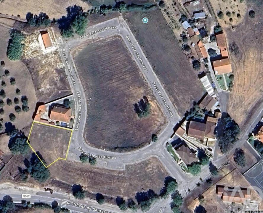 Terreno para Venda em Alcanede Foto 2