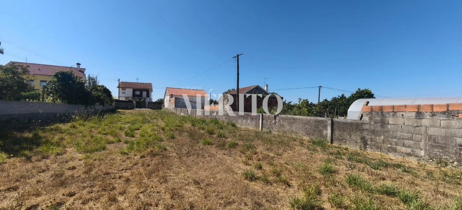 Terreno para Venda em Alvarães Foto 9