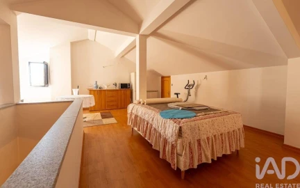 Apartamento T4 para Venda em Santa Comba Dão e Couto do Mosteiro