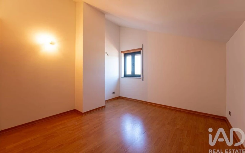 Apartamento T4 para Venda em Santa Comba Dão e Couto do Mosteiro Foto 26
