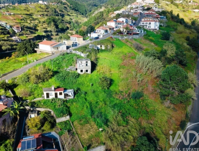 Terreno para Venda em Arco da Calheta Foto 2